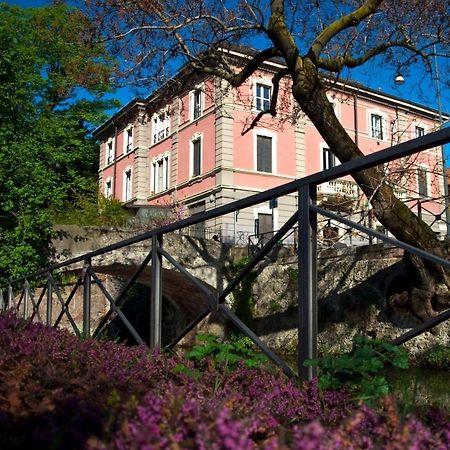 Trilocale In Villa Signorile Milán Exterior foto
